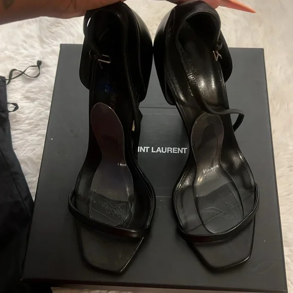 ❌SOLD❌ Authentic YSL Heels - Picture 2 of 7